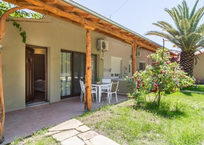 Sotiris Apartman Pefkári
